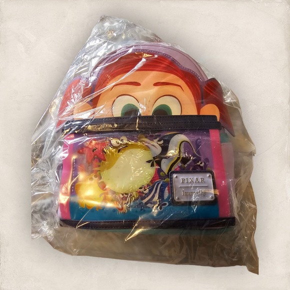 Loungefly Disney Pixar Moments Finding Nemo Darla Mini Backpack - Picture 4 of 6